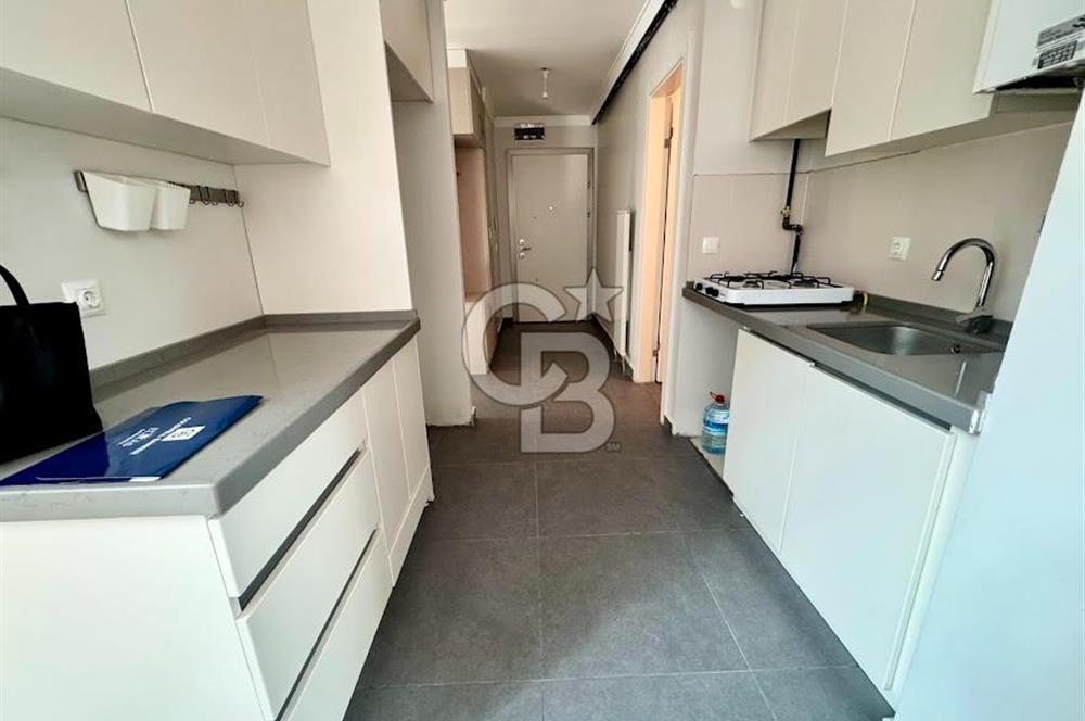 KAVAKLIDERE BAĞIŞ SOKAK YENİ BİNADA GENİŞ KİRALIK 1+1 DAİRE