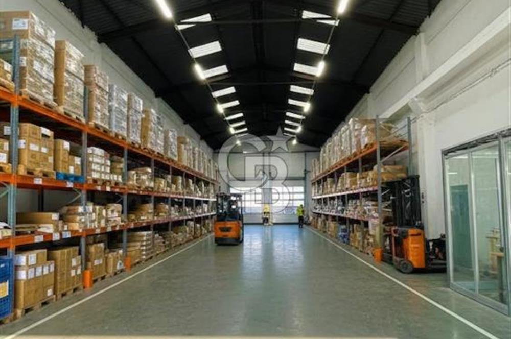 ANAYOLA CEPHE 600 M2 KİRALIK İŞYERİ