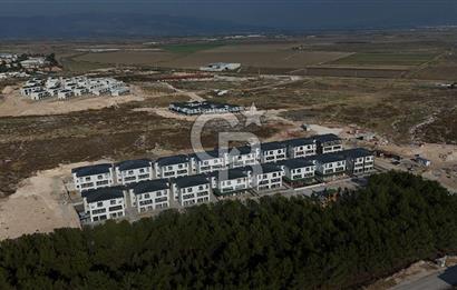 SEYREK VİLLAKENT YARGI VİLLALARINDA SATILIK BAHÇELİ 4+1 DAİRE