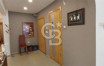 Bağdat Caddesi Feneryolu Kiralık 4+1 Giriş Kat  Hazır Muayenehane /Ofis/ Konut