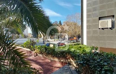 Bağdat Caddesi Feneryolu Kiralık 4+1 Giriş Kat  Hazır Muayenehane /Ofis/ Konut