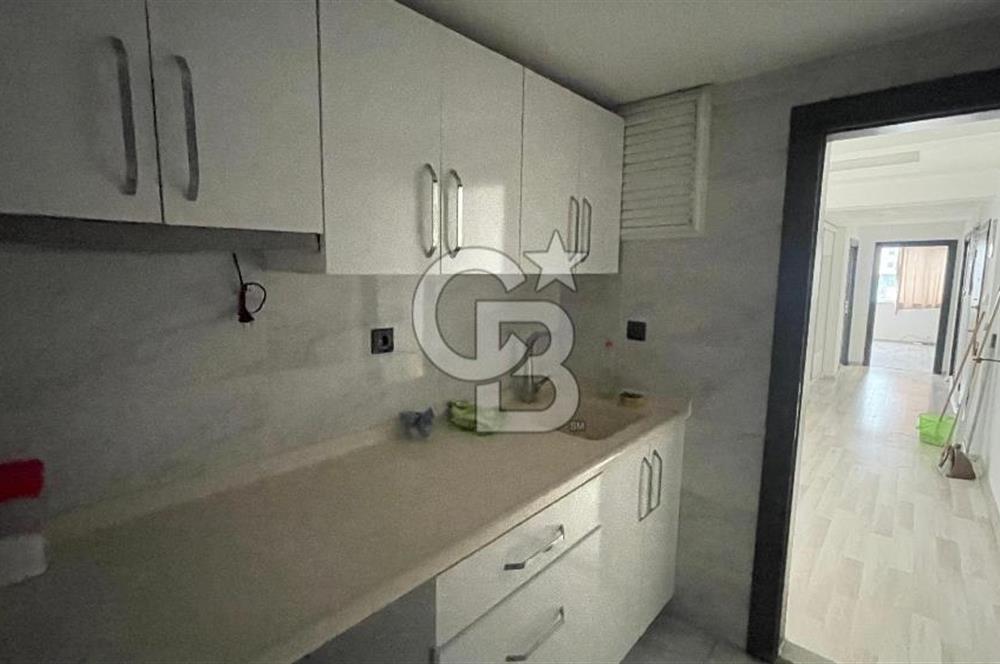 SAMSUN GENÇLİK PARKINDA VERGİ DAİRESİNE CEPHE KİRALIK OFİS