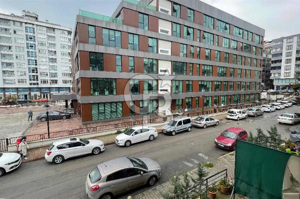 SAMSUN GENÇLİK PARKINDA VERGİ DAİRESİNE CEPHE KİRALIK OFİS