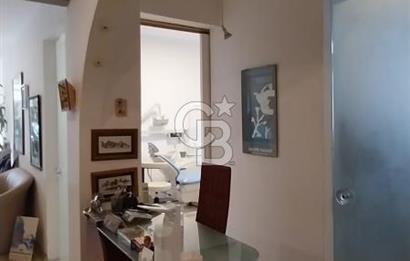 Bağdat Caddesi Feneryolu Kiralık 4+1 Giriş Kat  Hazır Muayenehane /Ofis/ Konut