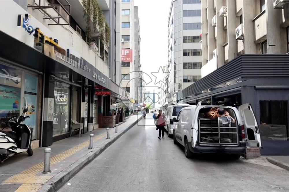 İZMİR KONAK İSMET KAPTAN MAH. SATILIK DÜKKAN