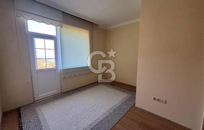 Kapıdan adım atar atmaz 'Biz burada yaşarız' dedirten 5.700 m2 içerisinde dubleks ev