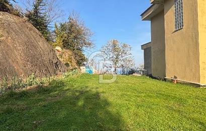 Kapıdan adım atar atmaz 'Biz burada yaşarız' dedirten 5.700 m2 içerisinde dubleks ev