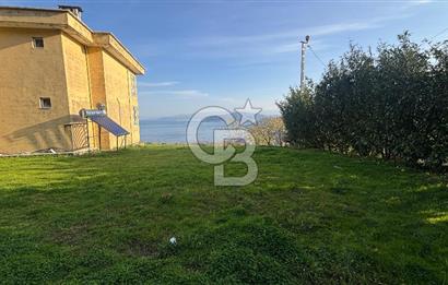 Kapıdan adım atar atmaz 'Biz burada yaşarız' dedirten 5.700 m2 içerisinde dubleks ev