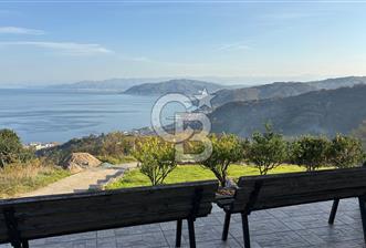 Kapıdan adım atar atmaz 'Biz burada yaşarız' dedirten 5.700 m2 içerisinde dubleks ev - 1 - 318079