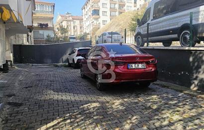 BADEMLİK MAHALLESİ ITRİ CADDESİNE 1 BİNA MESAFEDE 2. KATTA 3+1 SATILIK DAİRE 