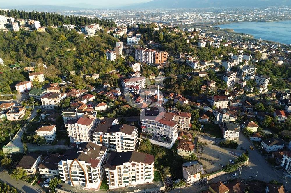 CB Envoy'dan İzmit Turgut'ta 1397 m2 Kat Karşılığı Arsa