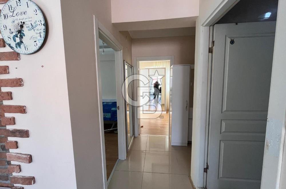 Yenifoça'da Satılık 2+1 Daire