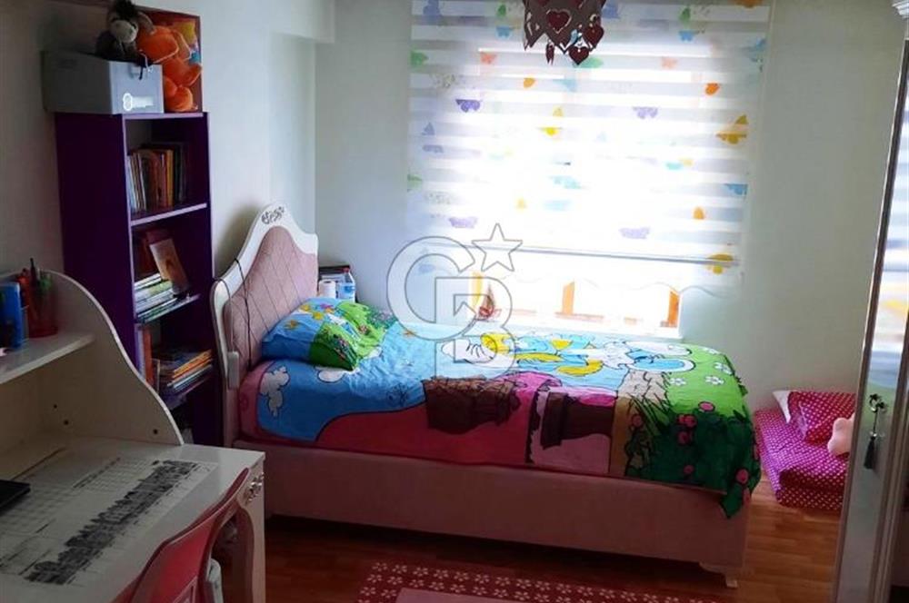 BADEMLİK MAHALLESİ ITRİ CADDESİNE 1 BİNA MESAFEDE 2. KATTA 3+1 SATILIK DAİRE 