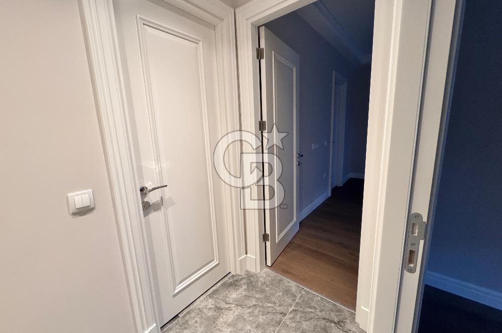 ERENKÖY MARMARAY DURAĞINA KOMŞU,  SIFIR BİNADA BAHÇE KULLANIMLI 3+1 DAİRE