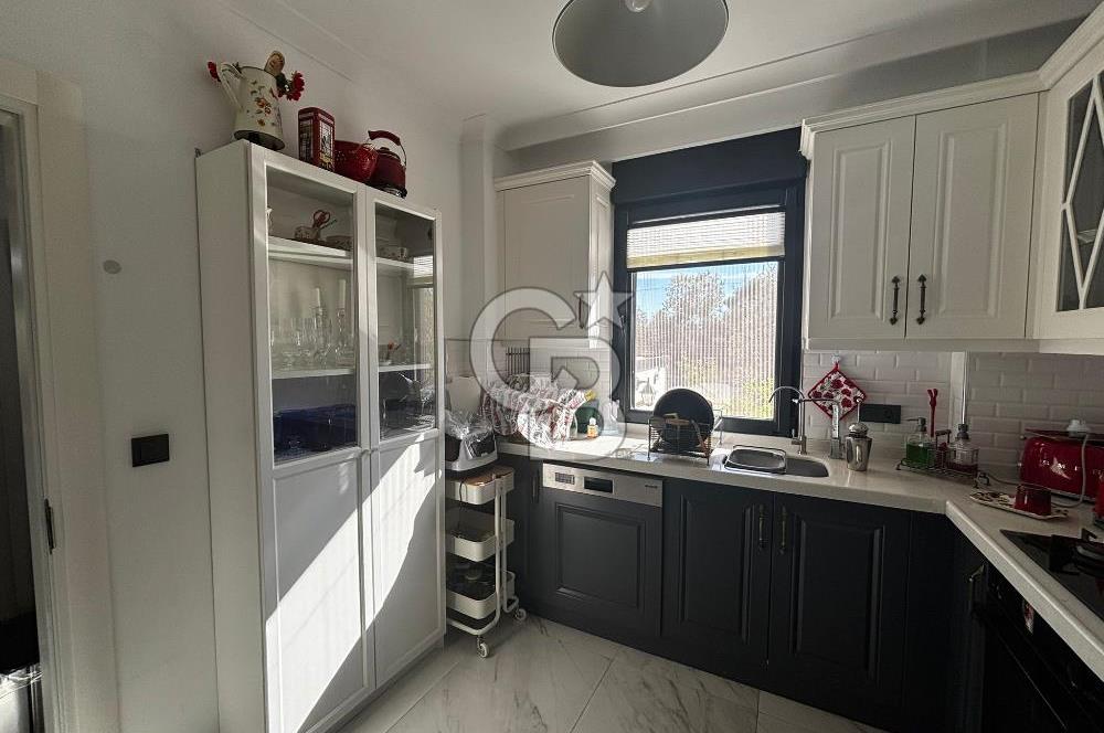 GÜRE AĞAÇLI YOLDA MÜSTAKİL BAHÇELİ 3+1 VİLLA