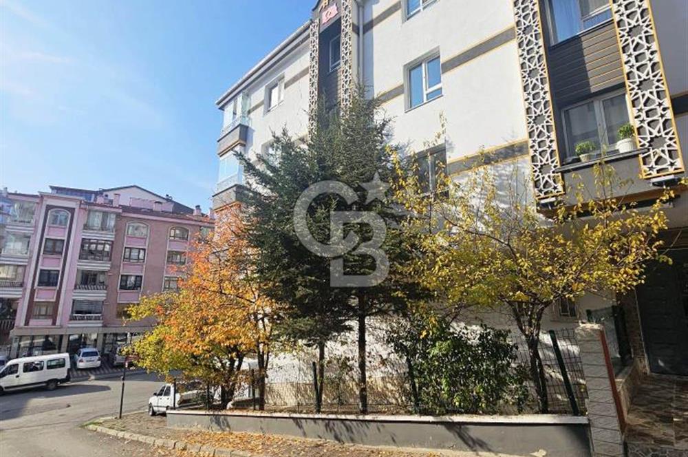 BADEMLİK MAHALLESİ ITRİ CADDESİNE 1 BİNA MESAFEDE 2. KATTA 3+1 SATILIK DAİRE 