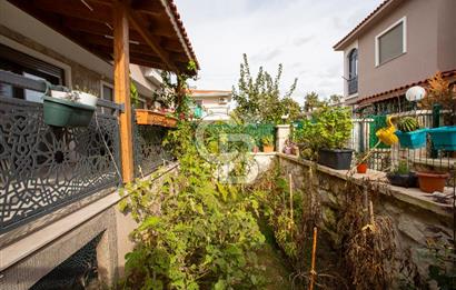 Foça Hacıveli Mah. Rüzgar Evleri Sitesinde Kiralık 2+1 Dubleks