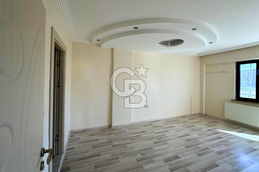 Çanakkale Esenler Kutluay Store 2'de Kiralık Ara Kat 3+1 Daire