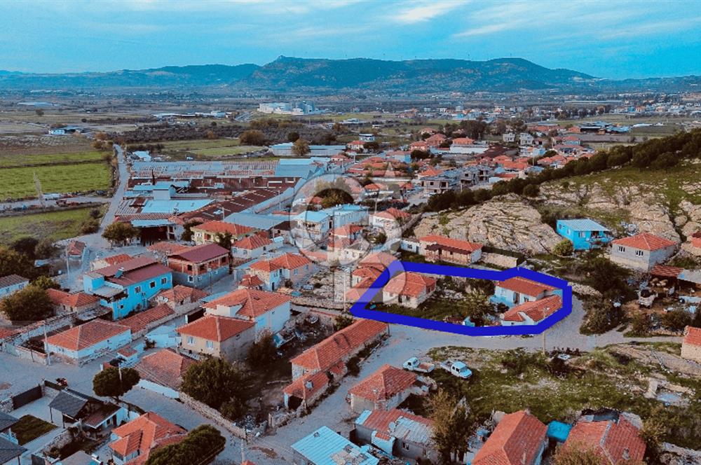 Foça Gerenköy'de Satılık 712 m2 Arsa