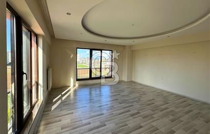 Çanakkale Esenler Kutluay Store 2'de Kiralık Ara Kat 3+1 Daire