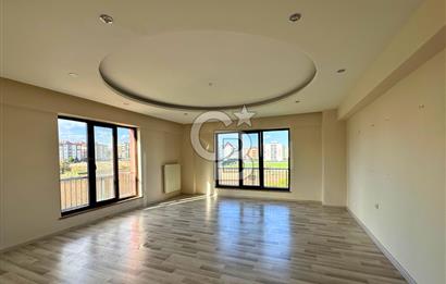 Çanakkale Esenler Kutluay Store 2'de Kiralık Ara Kat 3+1 Daire