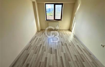 Çanakkale Esenler Kutluay Store 2'de Kiralık Ara Kat 3+1 Daire