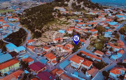 Foça Gerenköy'de Satılık 712 m2 Arsa