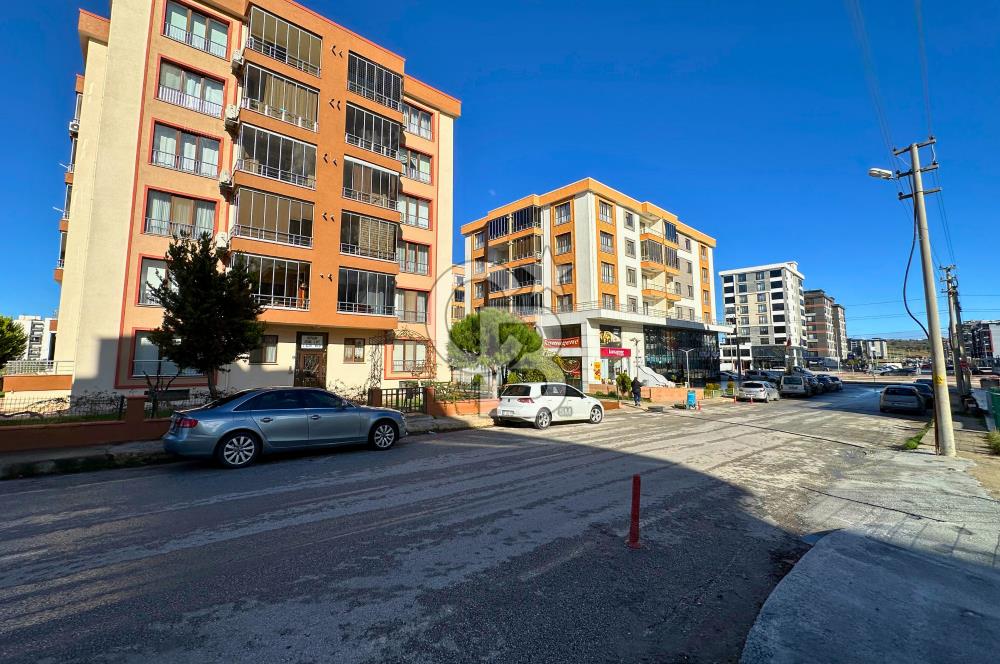 Çanakkale Esenler Kutluay Store 2'de Kiralık Ara Kat 3+1 Daire