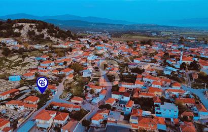 Foça Gerenköy'de Satılık 712 m2 Arsa