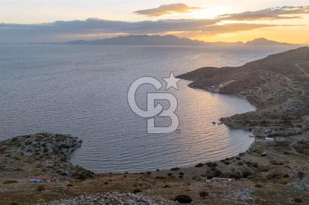 CB MARİNA' DAN BOZBURUN'DA DENİZE YÜRÜME MESAFESİ SATILIK TARLA