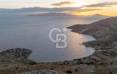 CB MARİNA' DAN BOZBURUN'DA DENİZE YÜRÜME MESAFESİ SATILIK TARLA