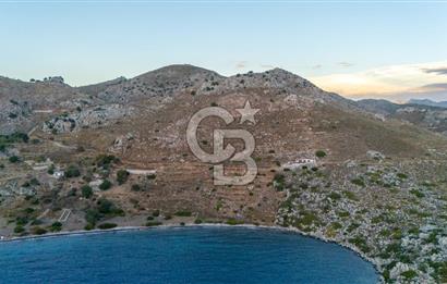 CB MARİNA' DAN BOZBURUN'DA DENİZE YÜRÜME MESAFESİ SATILIK TARLA