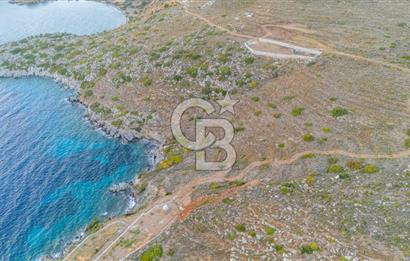 CB MARİNA' DAN BOZBURUN'DA DENİZE SIFIR SATILIK