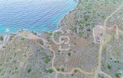 CB MARİNA' DAN BOZBURUN'DA DENİZE SIFIR SATILIK