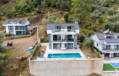 CB MARİNA'DAN 4+1 TRİPLEKS KİRALIK VİLLA