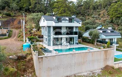 CB MARİNA'DAN 4+1 TRİPLEKS KİRALIK VİLLA