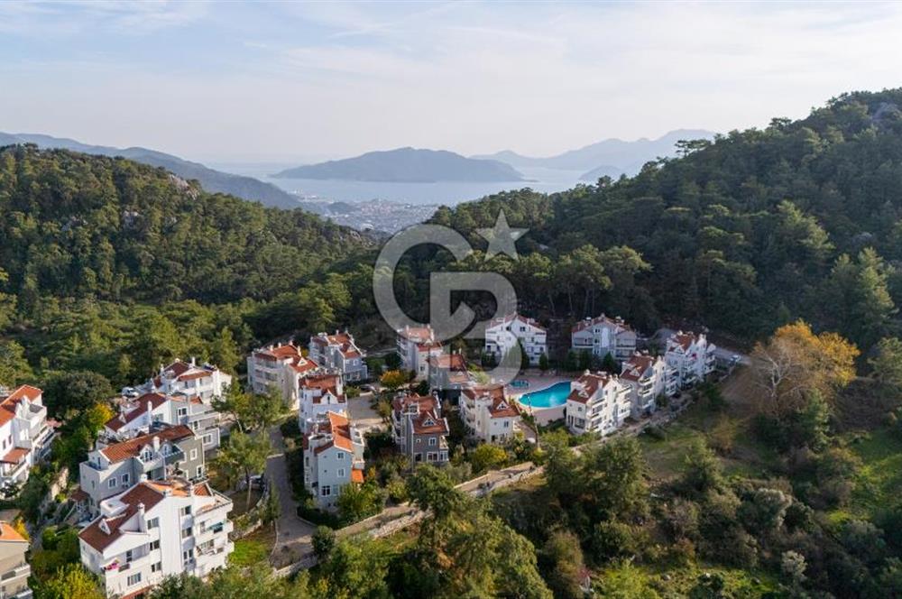 CB MARİNA'DAN ÖRNEKKENT SİTESİNDE FORLEKS VİLLA 