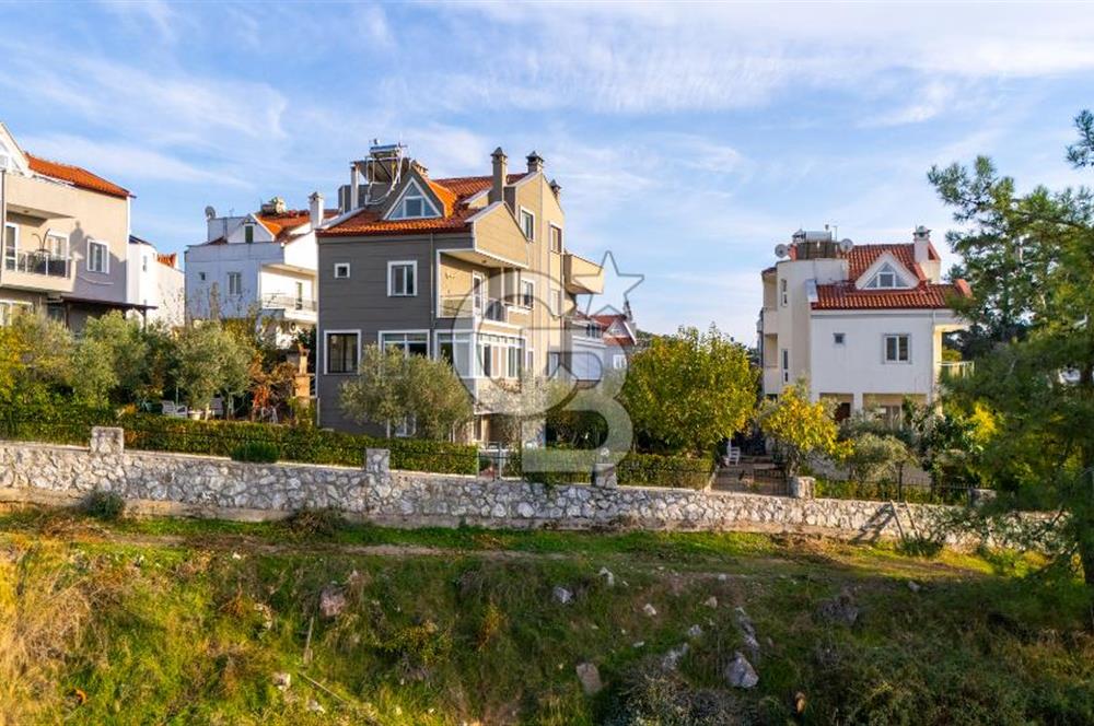 CB MARİNA'DAN ÖRNEKKENT SİTESİNDE FORLEKS VİLLA 