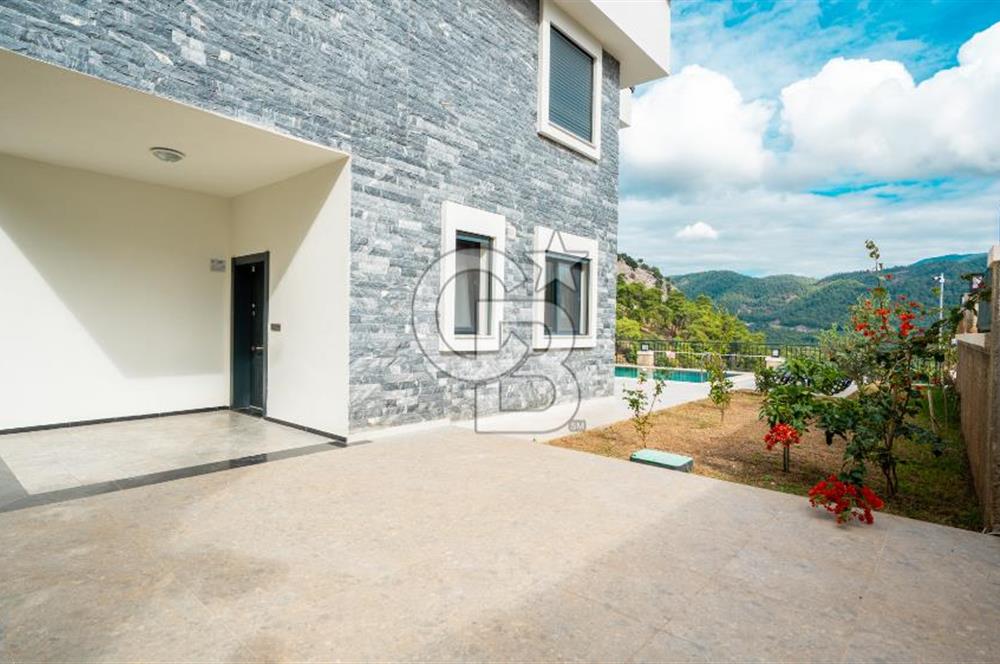 CB MARİNA'DAN 4+1 TRİPLEKS KİRALIK VİLLA