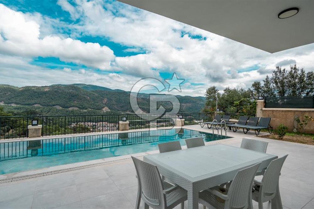 CB MARİNA'DAN 4+1 TRİPLEKS KİRALIK VİLLA