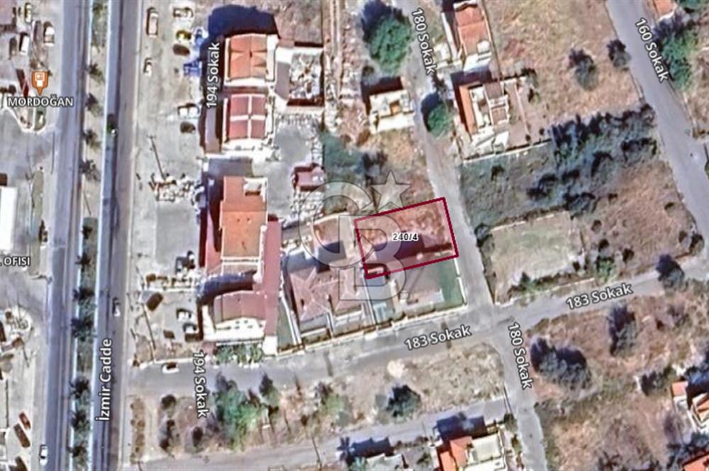 Karaburun Mordoğan Merkez’de Caddeye Yakın Villa Arsası