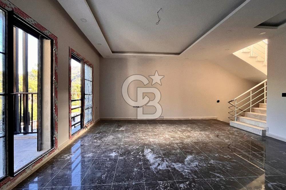 Marmaris İçmeler’de 4+1 Satılık Sıfır İkiz Villa