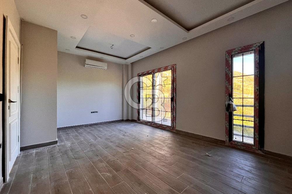 Marmaris İçmeler’de 4+1 Satılık Sıfır İkiz Villa