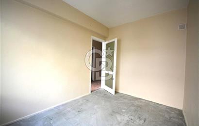 Karşıyaka Kilise Sokağında Satılık 125m2 3+1 Daire