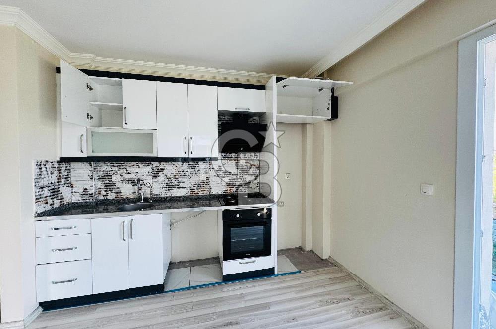 Foça Kazım Dirik Mah. Kiralık Site İçerisinde 1+1 Daire