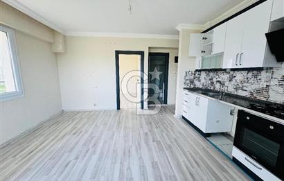 Foça Kazım Dirik Mah. Kiralık Site İçerisinde 1+1 Daire