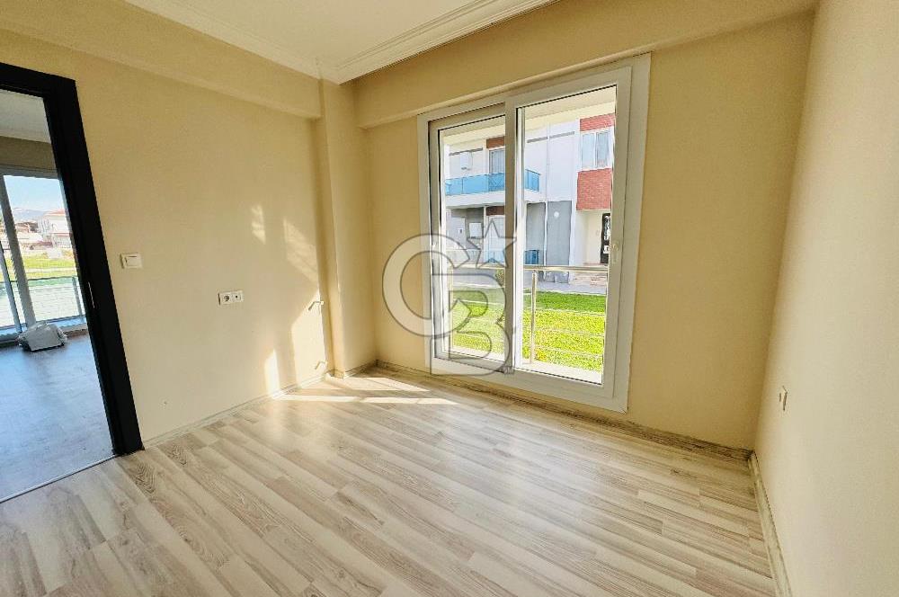 Foça Kazım Dirik Mah. Kiralık Site İçerisinde 1+1 Daire