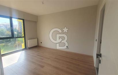 Optimum Modern'de Kiralık Çok Ferah Deniz Manzaralı 2+1