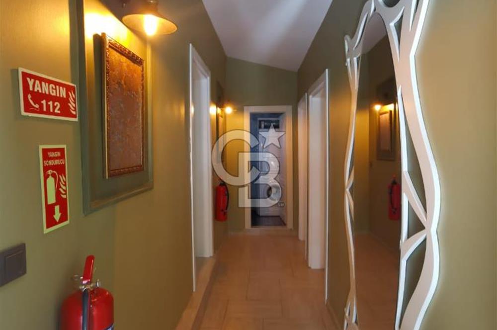 Hisarönü'nde Manzaralı,Ruhsatlı, Müstakil Geniş Aile Villası