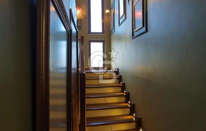 Hisarönü'nde Manzaralı,Ruhsatlı, Müstakil Geniş Aile Villası